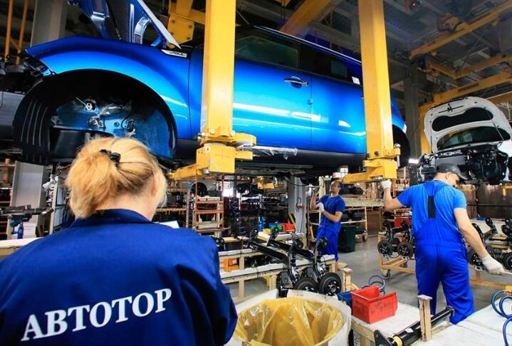 Производственная линия на "Автоторе". Источник иллюстрации - avtotor.ru