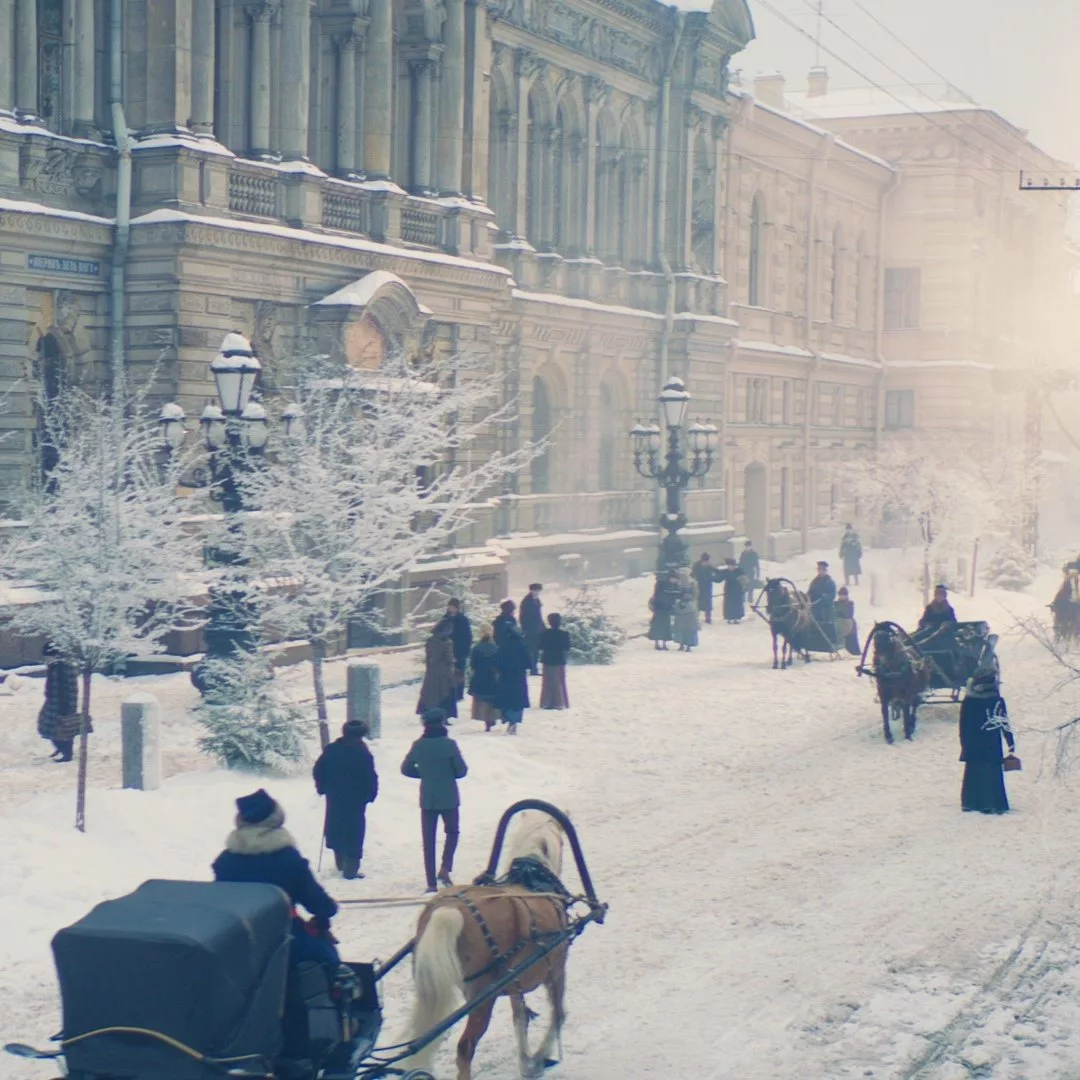 В качестве иллюстраций к статье использованы кадры из фильма. 
Источник: Яндекс. Картинки