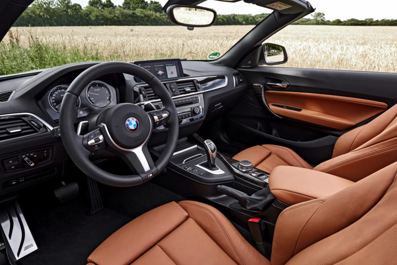 Салон BMW. Источник: BMW. 
