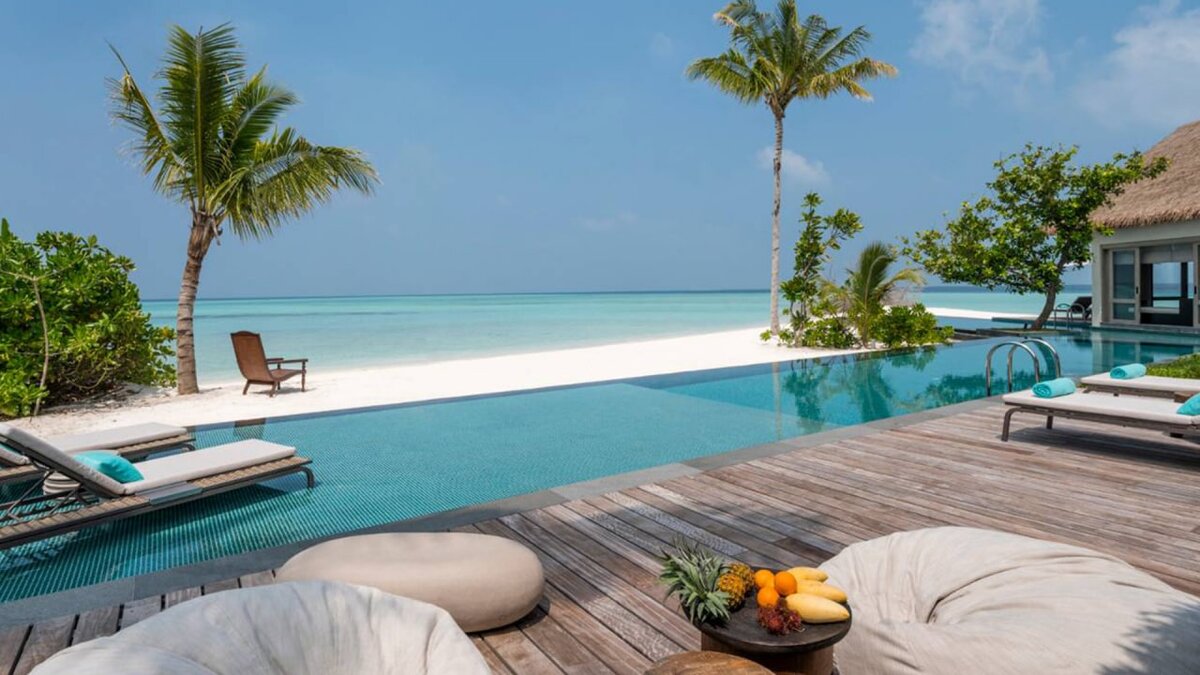 Four Seasons Private Island 
