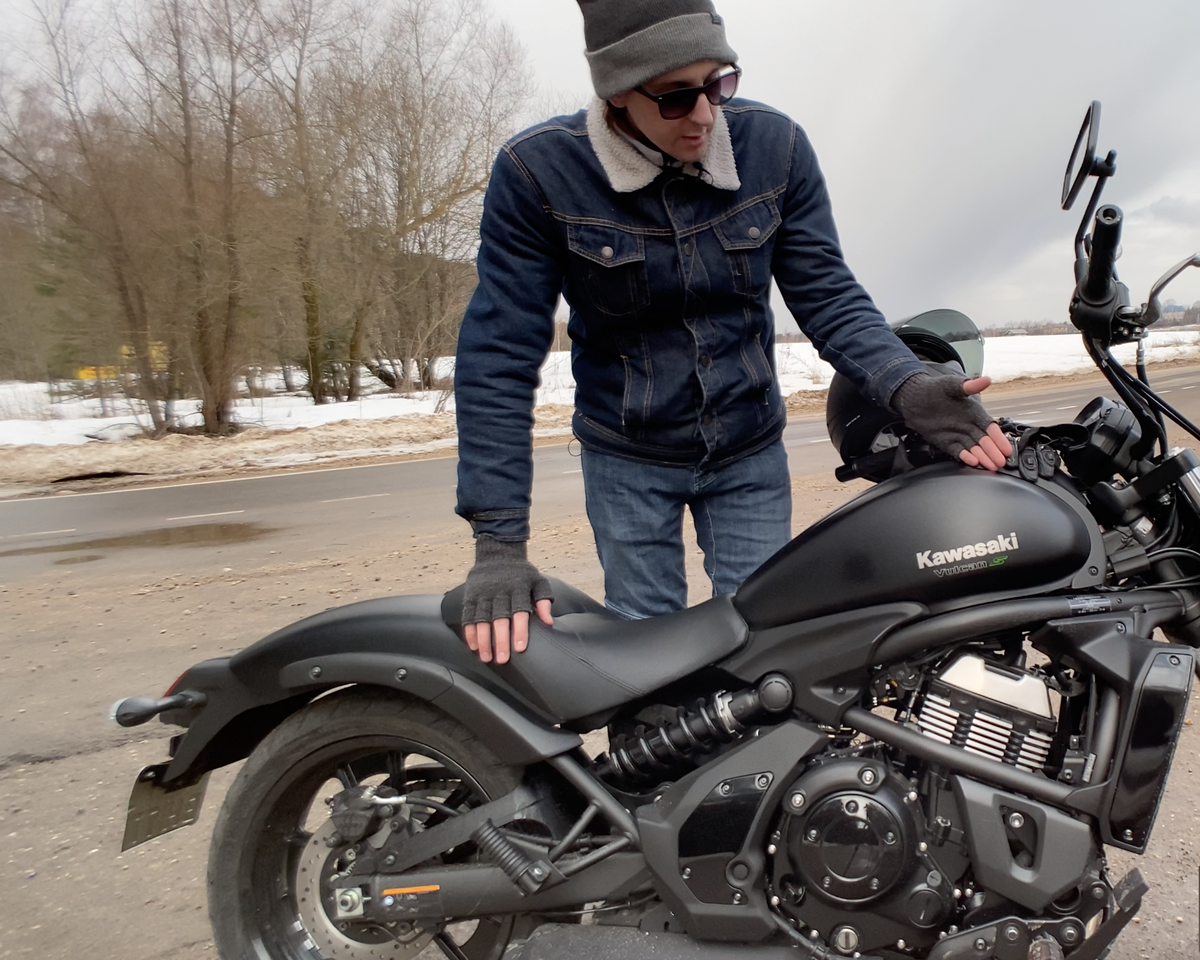 Мотоцикл для меня оказался реально маленьким