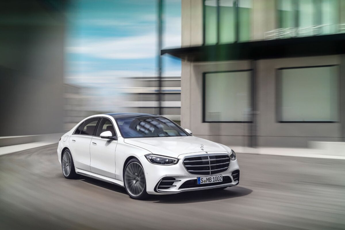 Новый Mercedes-Benz A-Class получил опции от S-Class