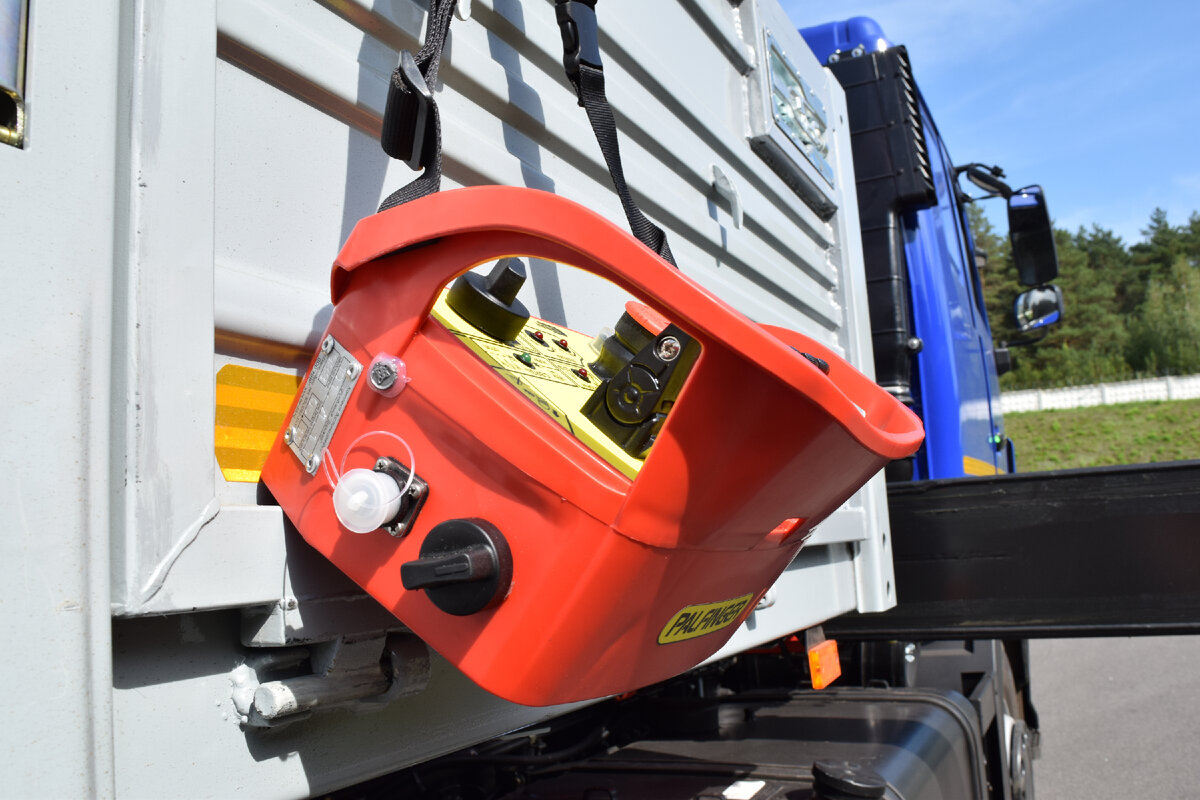 Дистанционное управление для крана-манипулятора PALFINGER