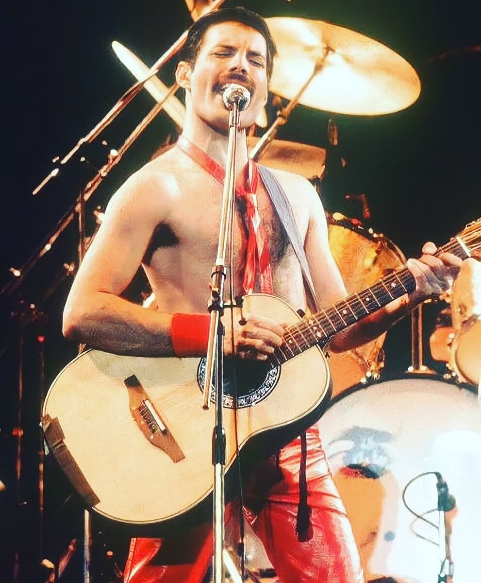 Фредди Меркьюри