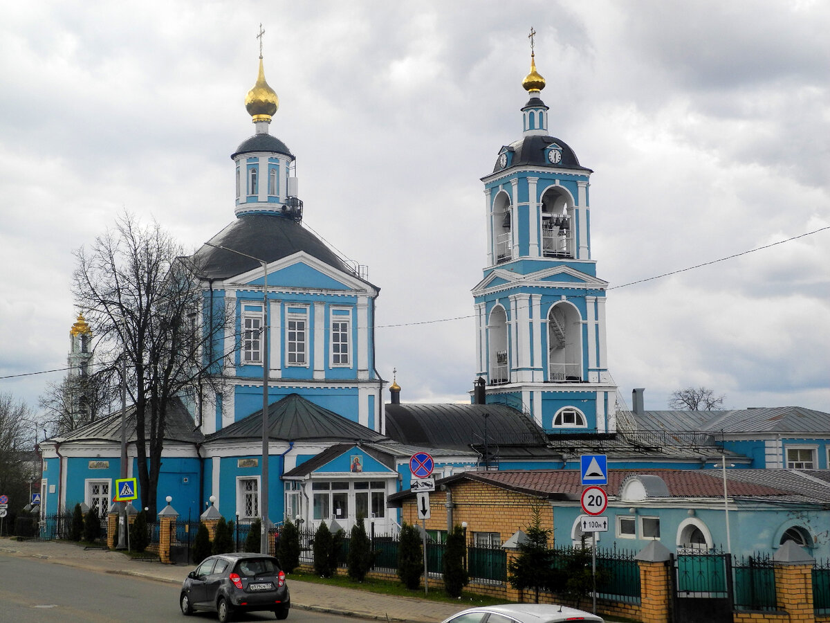 Храм Воскресения Христова с приделом святых апостолов Петра и Павла