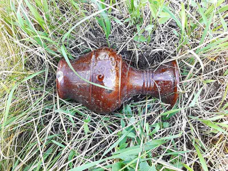 Всегда удивлялся коллегам, которые находят керамику, на этот раз пришла моя пора удивлять коллег находкой нехарактерной для прибора.