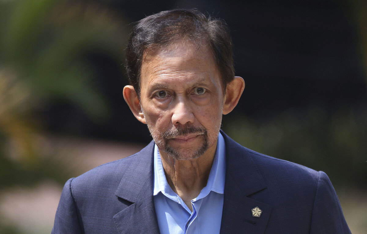    Султан Брунея Хассанал Болкиах  Dan Kitwood/Pool Photo via AP