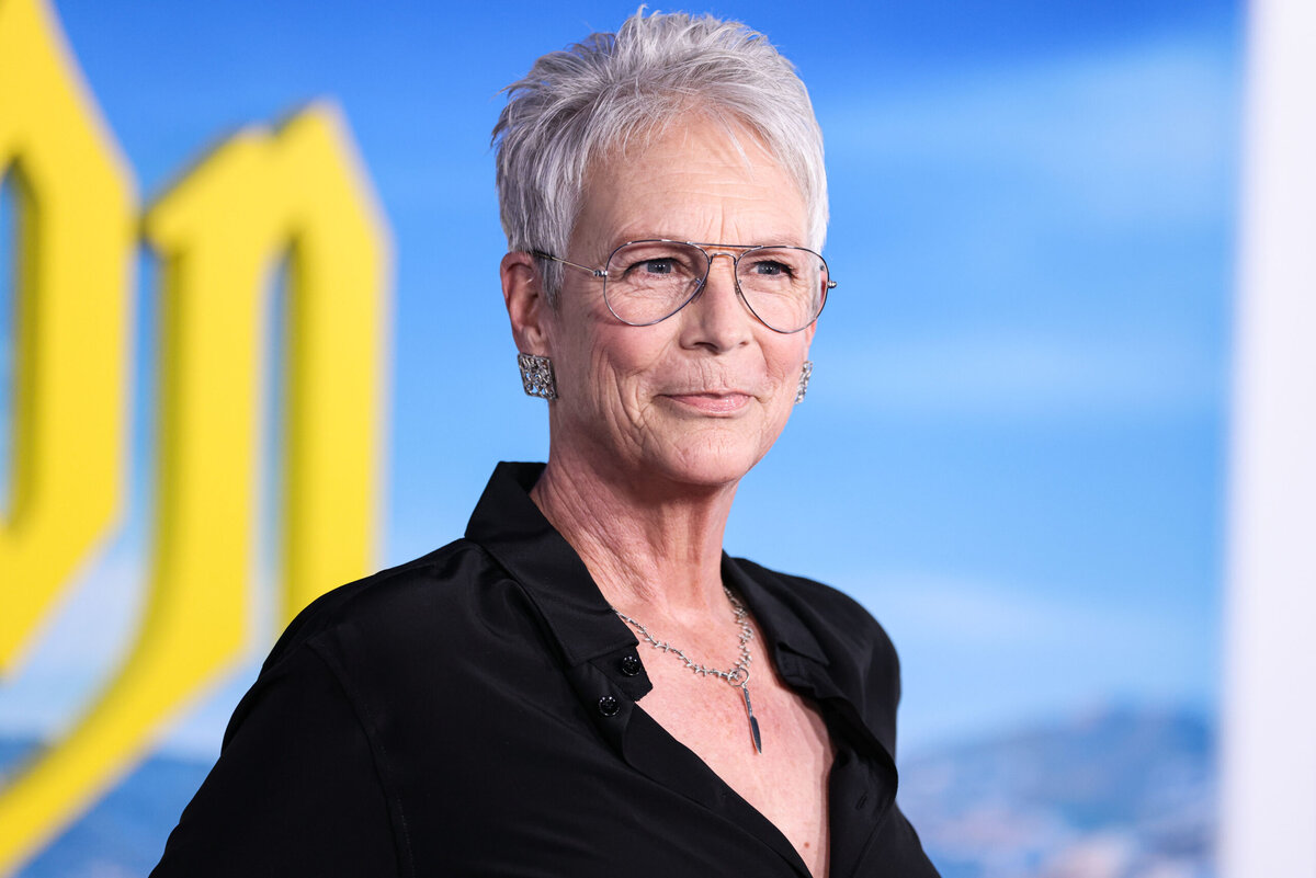 Кертис Ле Мэй. Джейми ли Кёртис дети. Jamie Lee Curtis Palm Springs film Festival. Келли ли Кертис.