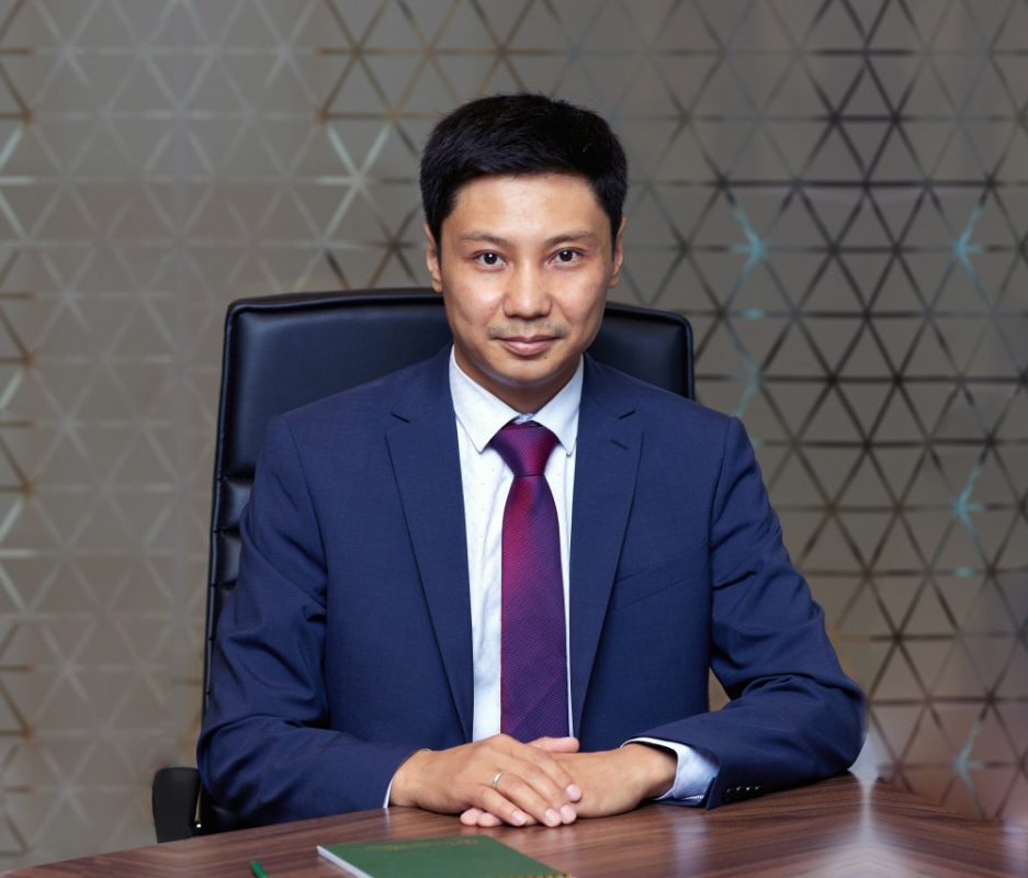    Рустем Оразалин. Фото: сайт Нацбанка Август Макаров