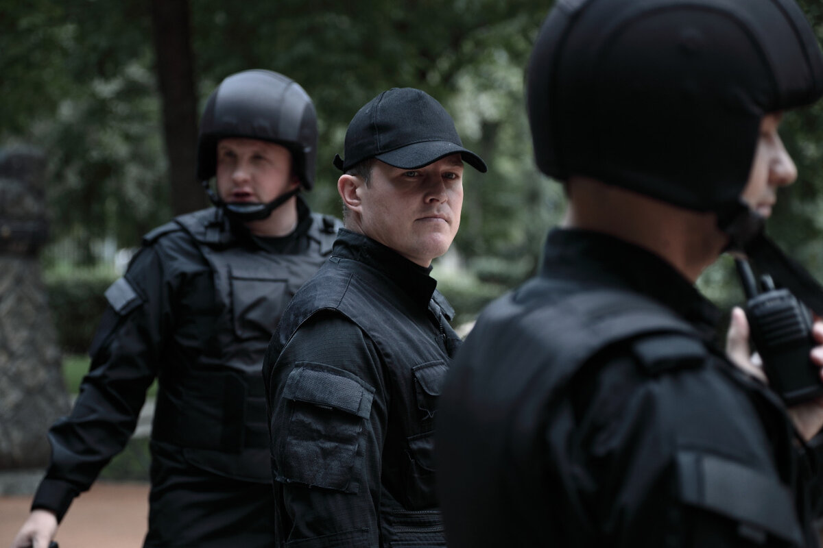 Физическая охрана объектов. Работа в охране 2 2 свежие. Работа в охране 2 2 свежие. Охранник на заводе. Охрана объектов.