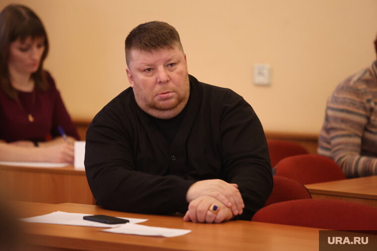   Курганскому депутату придется выплатить ущерб за массовое ДТП