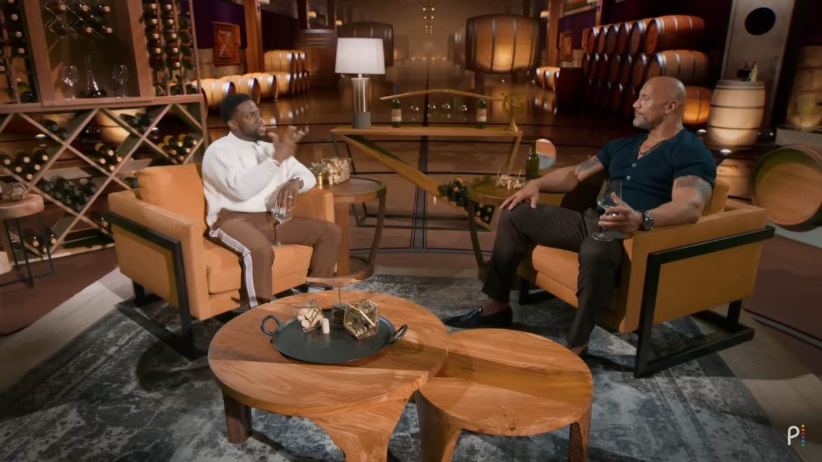      Кевин Харт и Дуйэн Джонсон в передаче Hart to Heart (3 сезон, 9 серия). Источник: Youtube