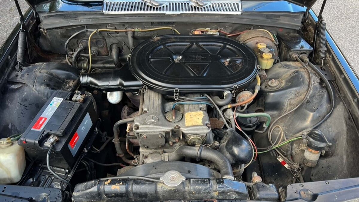 Mercedes-Benz 280S 1973 года