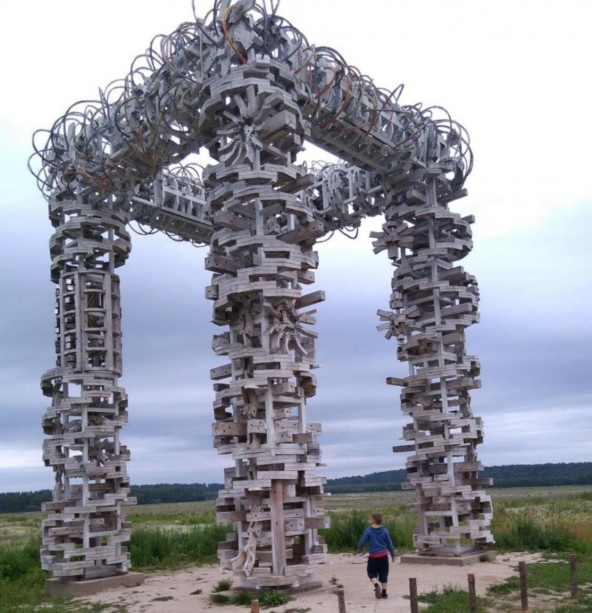 Парк угра калужская. Парк Угра Калуга. Парк Угра Калужская область официальный сайт. Национальный парк Угра Калужская область Товарково. Национальный парк Угра официальный сайт.