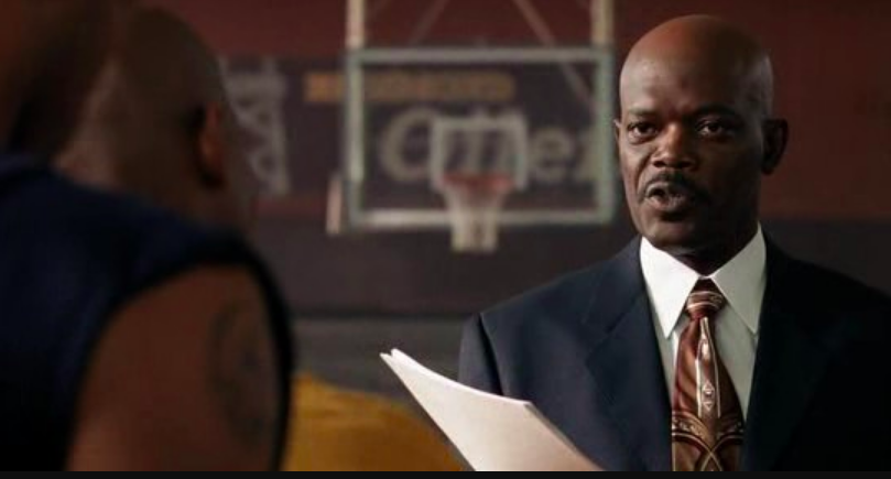 кадр из фильма "тренер картер"