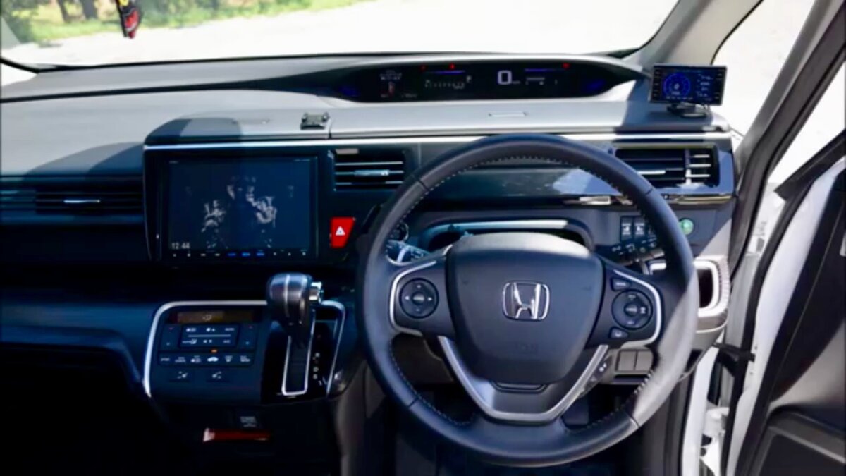 Honda stepwgn как снять магнитолу HONDA STEPWGN SPADA 2015. ПРО АВТО Дзен