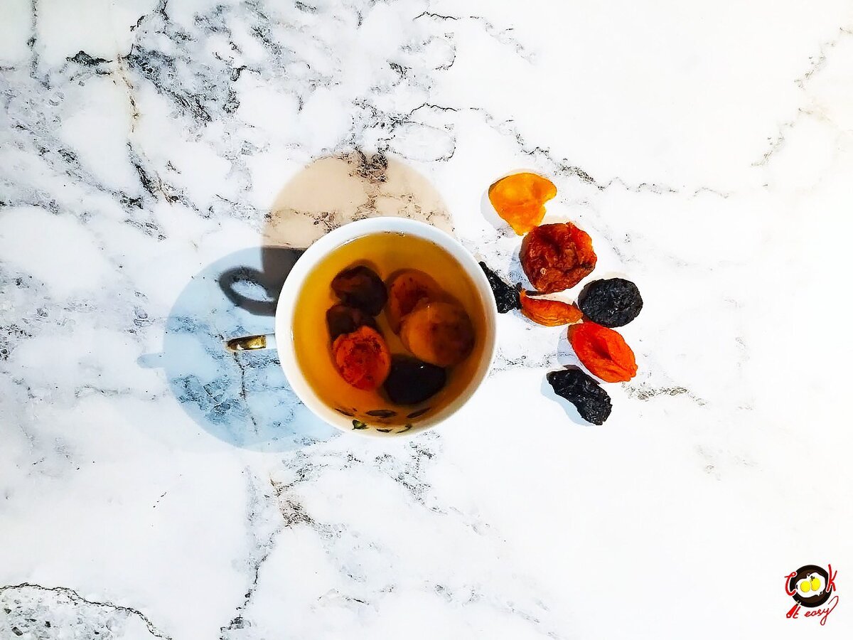 Компот из чернослива и кураги