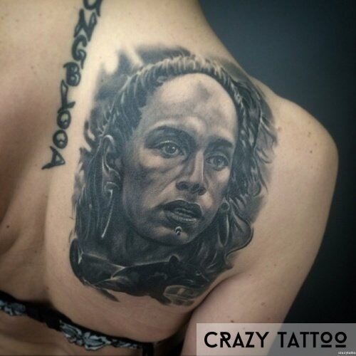 Стоковые фотографии по запросу Tattoo with attitude