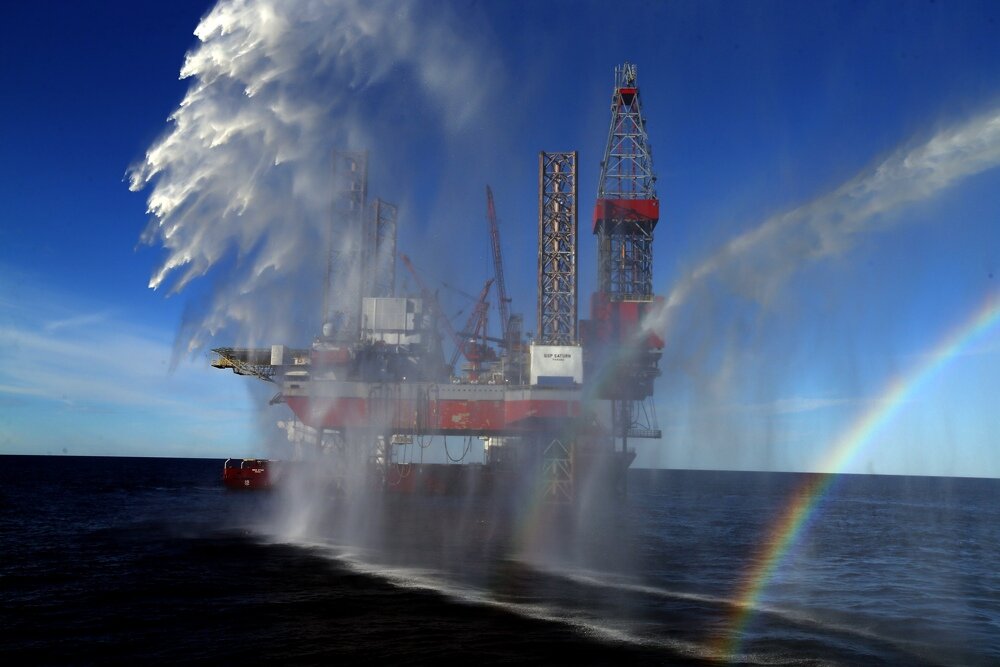 Долгинское нефтяное месторождение. Центральная часть Печорского моря Ненецкого Автономного округа в Архангельской области