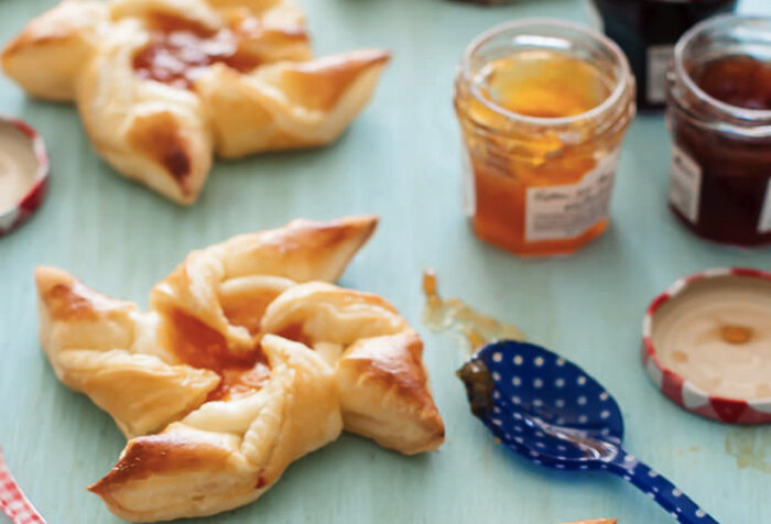 Рецепт слойки с джемом