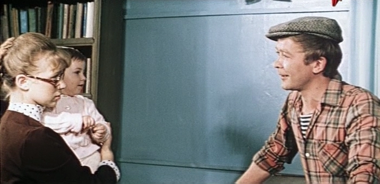 фото: https://i100.fastpic.ru (Лена (Марина Левтова)