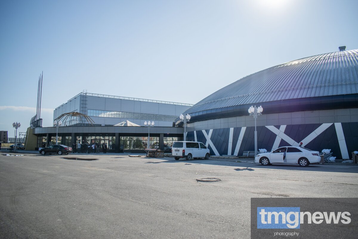 Спорткомплекс кызыл. Субедей спорткомплекс Кызыл. Спортивный комплекс Субедей г.Кызыл. Спорткомплекс Субедей Кызыл ледяной зал. Субедей Кызыл каток.