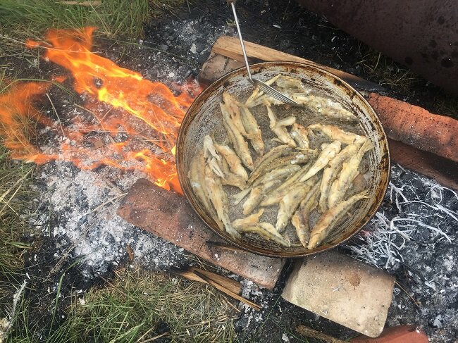 Как готовят пескарей настоящие рыболовы. Нереально вкусно