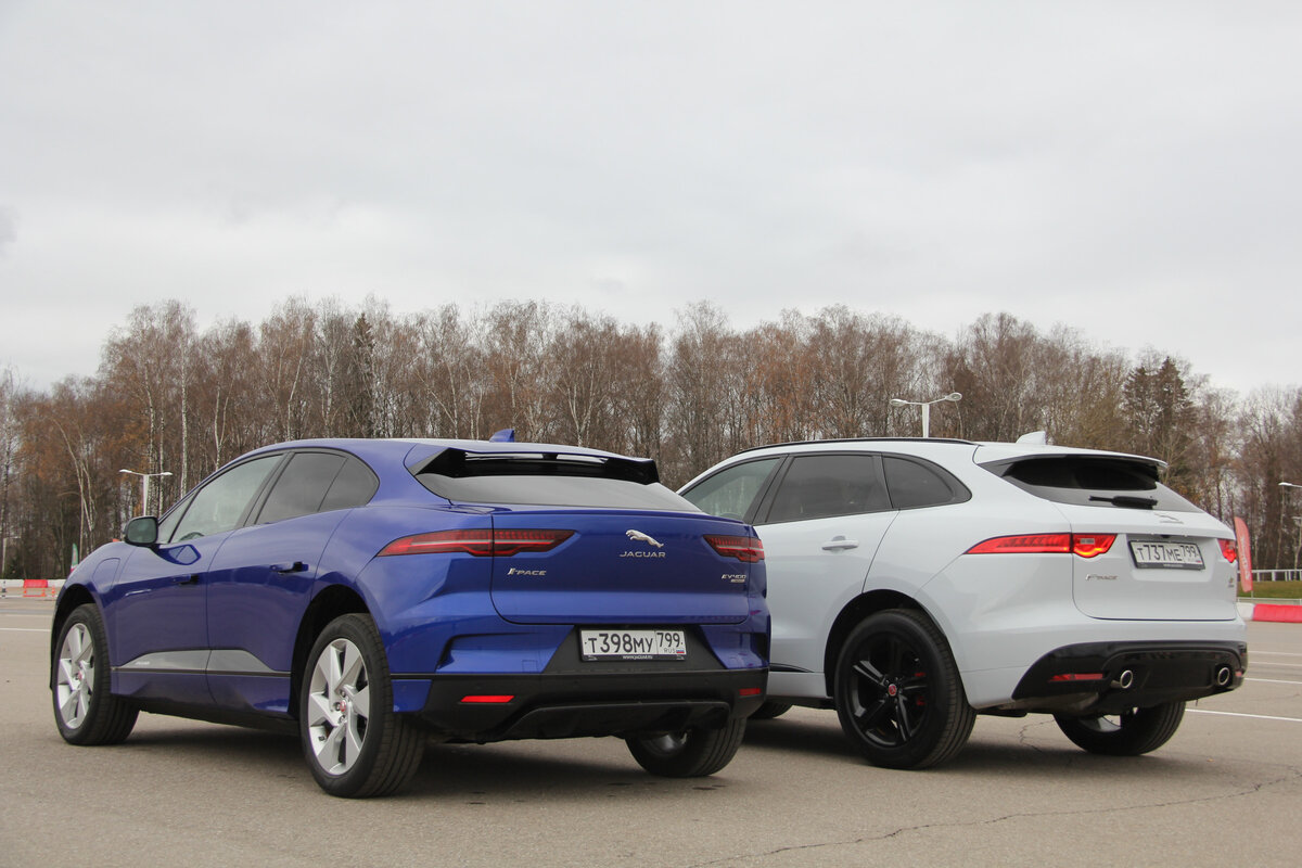 В белом цвете дизельная версия, электромобиль - синего цвета