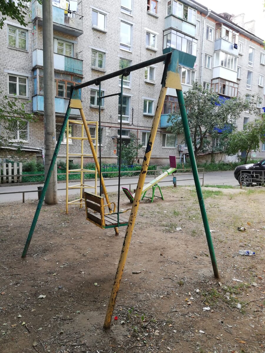 И таких дворой в Самаре очень много