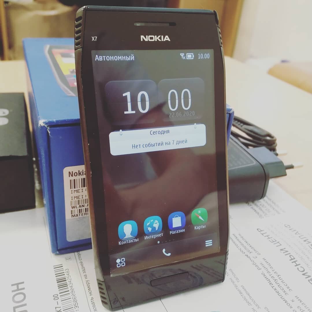 Nokia X7