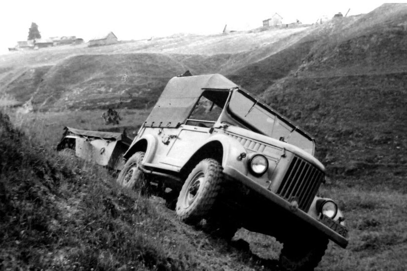 ГАЗ-69 с прицепом ГАЗ-704