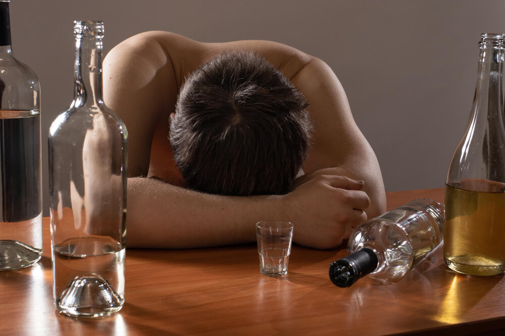 Снять алкогольную интоксикацию в домашних условиях