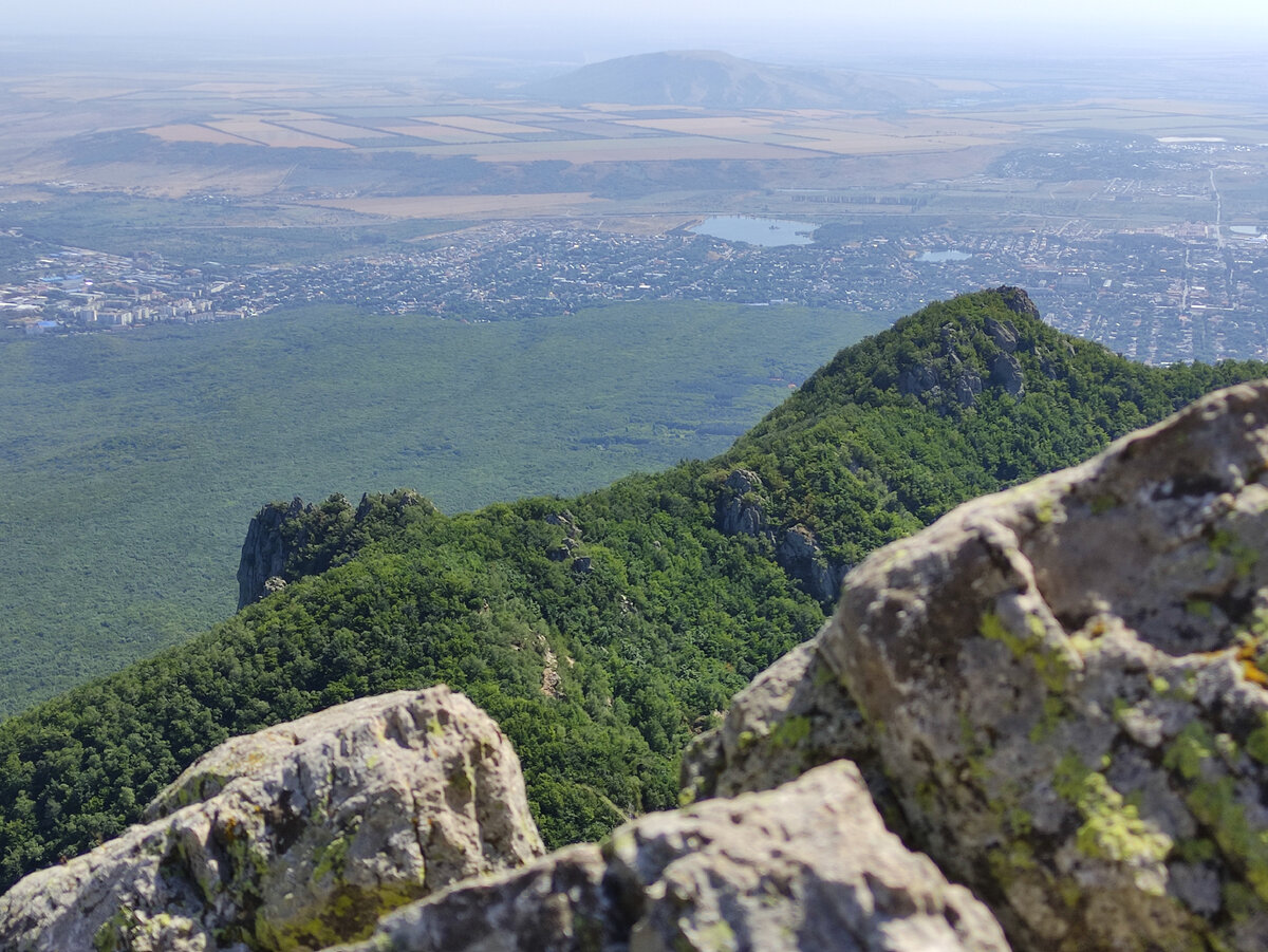 Козьи скалы бештау