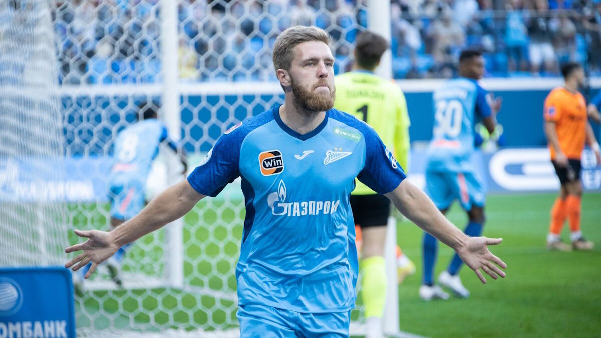    Форвард "Зенита" Иван Сергеев вновь забил. "Уралу" досталось. Фото: пресс-служба ФК "Зенит" (Санкт-Петербург)