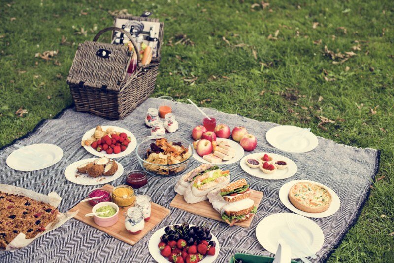 Блюда на природе, рецепты для пикника - рецепты с фото на уральские-газоны.рф ( рецепта на природу)