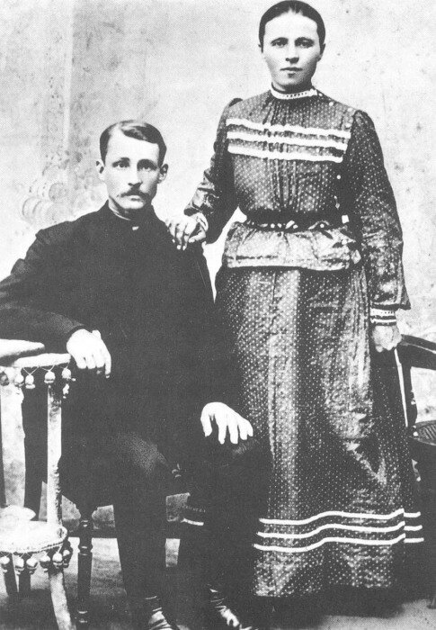 
Александр Никитич и Татьяна Фёдоровна, 1905 год.
