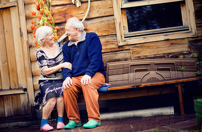 Это мои бабушка с дедушкой, которые любили и любят по сей день и я считаю их своими родителями!