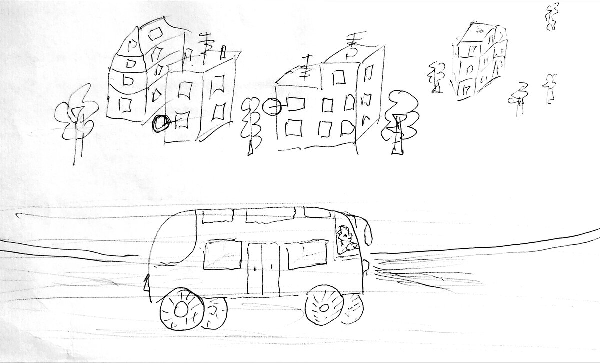 И он был совсем не пустой! И двери открывались не зря! Просто я это всё не видела! Входили и выходили! И сидела я на коленках у кого то это точно!