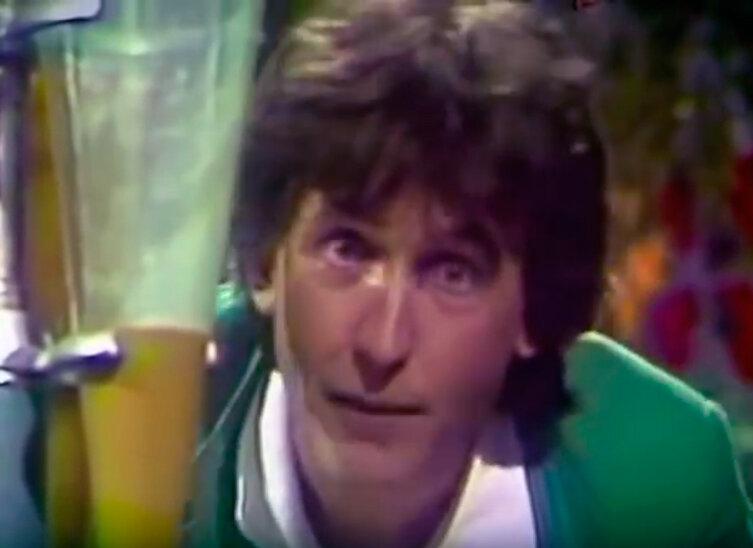 Стоп-кадр из того самого видеоклипа.