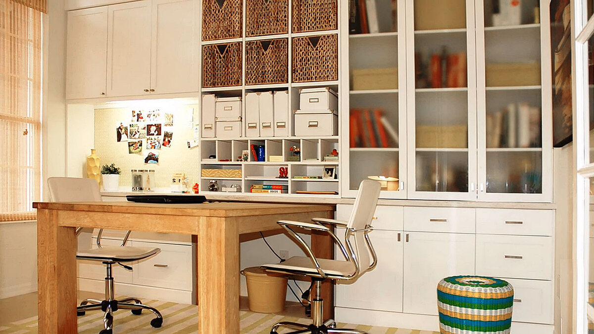 Современный интерьер домашнего кабинета. 