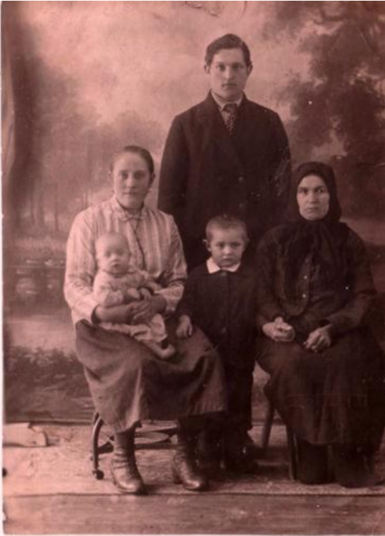 Источник фото: Из семейного архива.