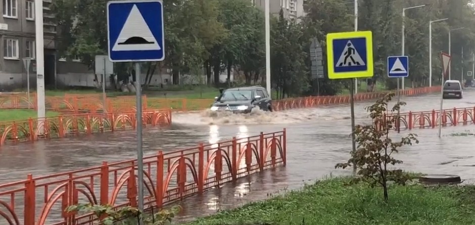Дождь в Иркутске. Скриншот видео