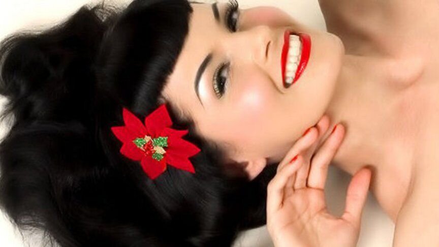 Девушка нежность цветы. Само совершенство красоты. Красивая нежная девушка. Красивые открытки для девушки. Само совершенство.