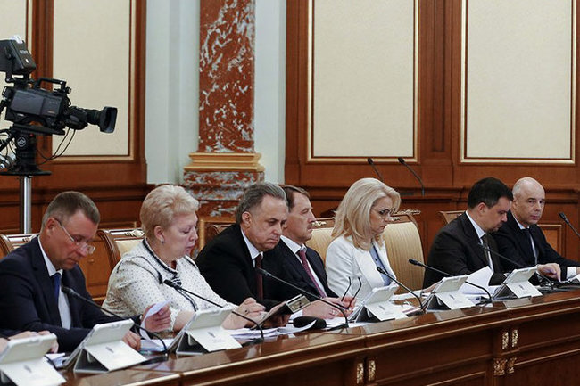 Делягин: правительство грабит российский народ