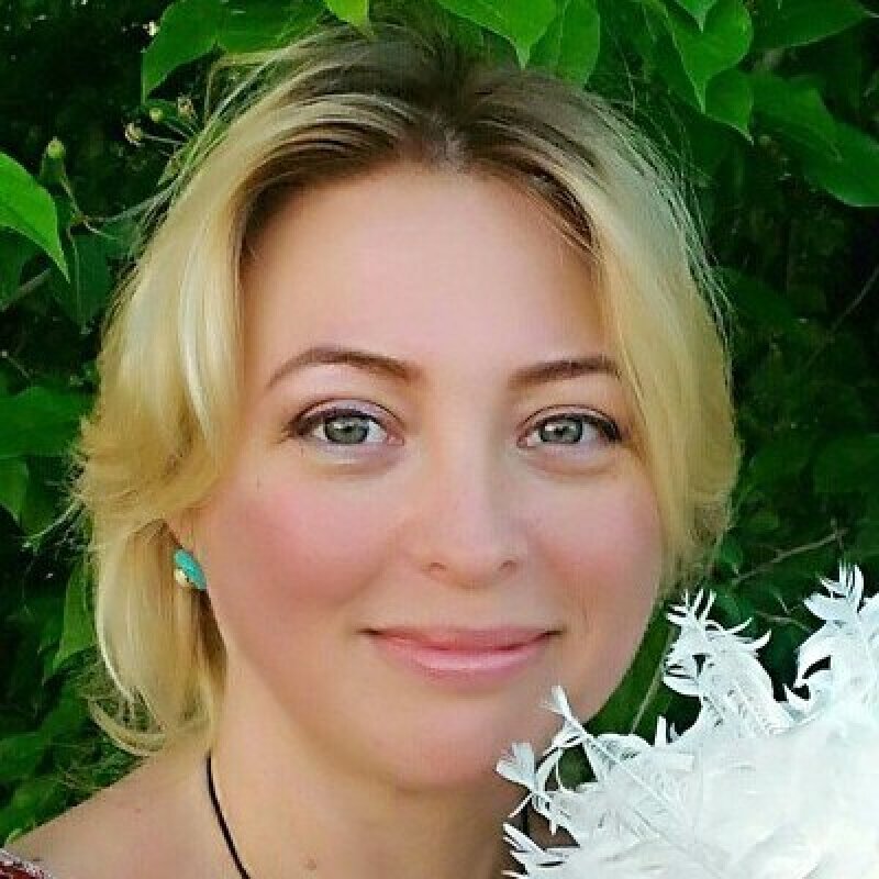    Сказитель  Светлана Симаходская Россия 
  