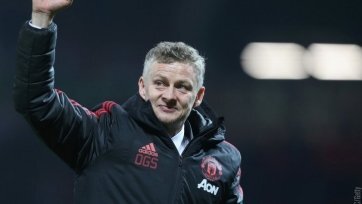 Фото: ФК Манчестер ЮнайтедТаким образом, новый наставник «красных дьяволов» Уле-Гуннар Сульшерстартовал у руля команды с двух побед в двух матчах. Ранее манкунианцы разгромили «Кардифф» (5:1).
