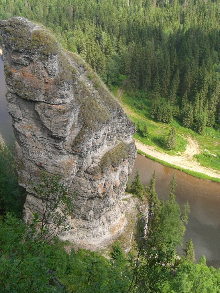 скала Чертов палец на р. Усьве