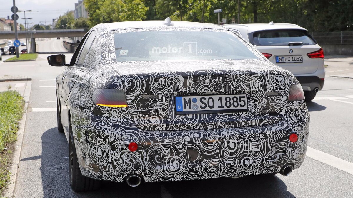 Мы только что почувствовали вкус совершенно новой BMW 3 серии 2019 года, но в новом отчете Car говорится, что обновленные M3 и M4 появятся на автосалоне во Франкфурте в этом году. Мы не только знаем, когда увидим их, но также были упомянуты детали трансмиссии.