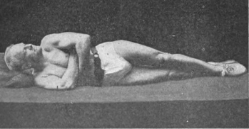 Несколько дней назад я опубликовала первую статью о Сэнфорде Беннете - человеке, который в 50 лет стал делать собственный комплекс упражнений для лица и тела в кровати, а к 72 годам по всем...-16
