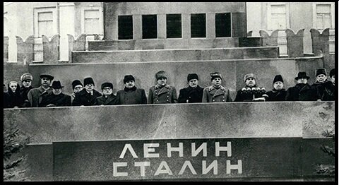 СССР,Правление Сталина,смерть вождя,тайный вынос тела Сталина.